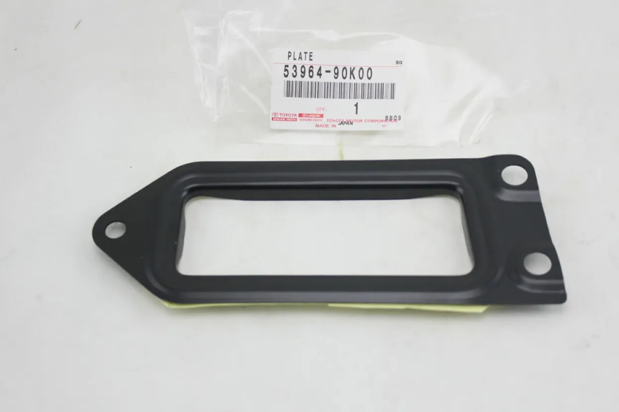 Toyota 5396490K00 Body bracket
