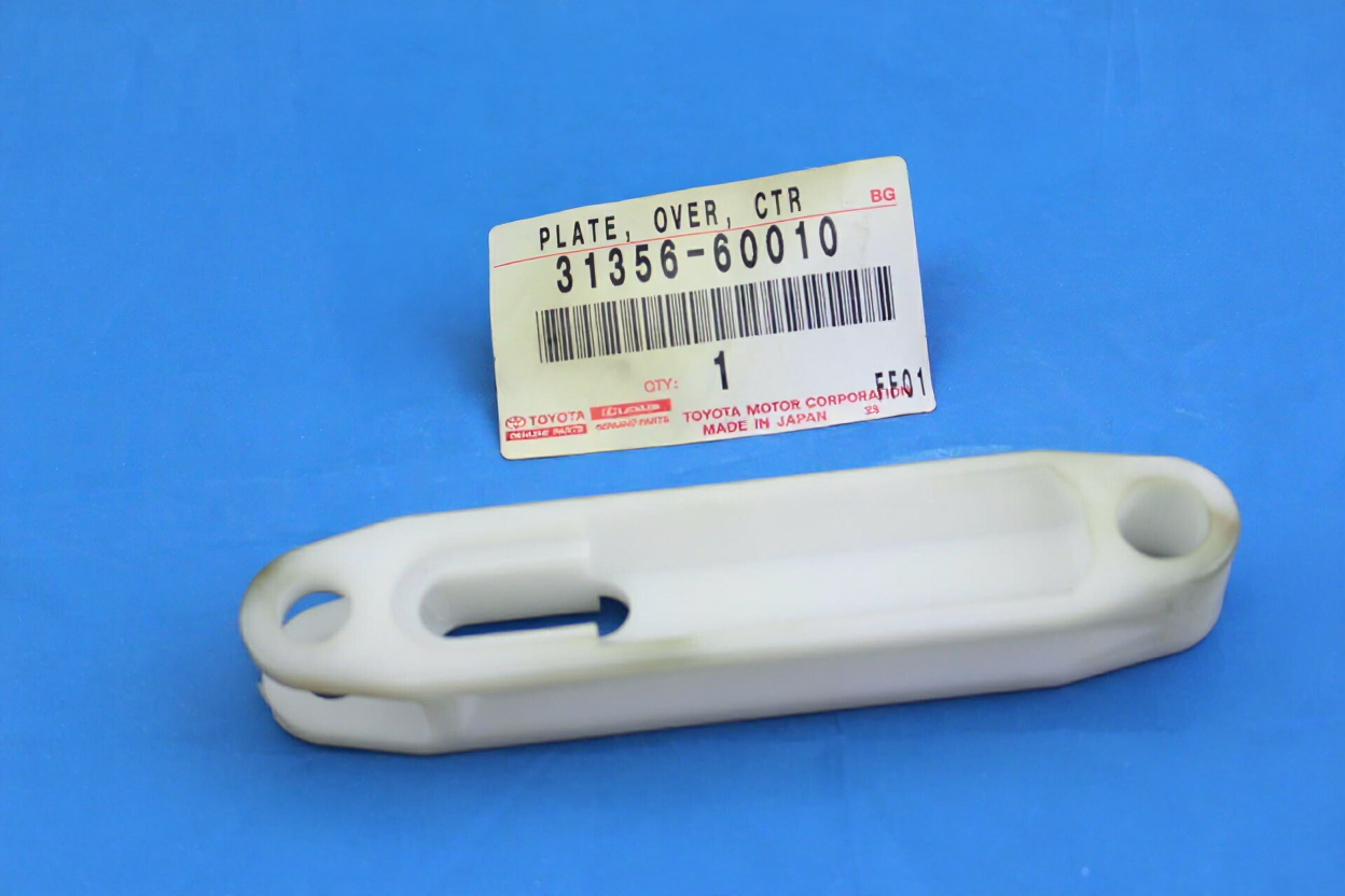 Toyota 3135660010 Plate, over, center