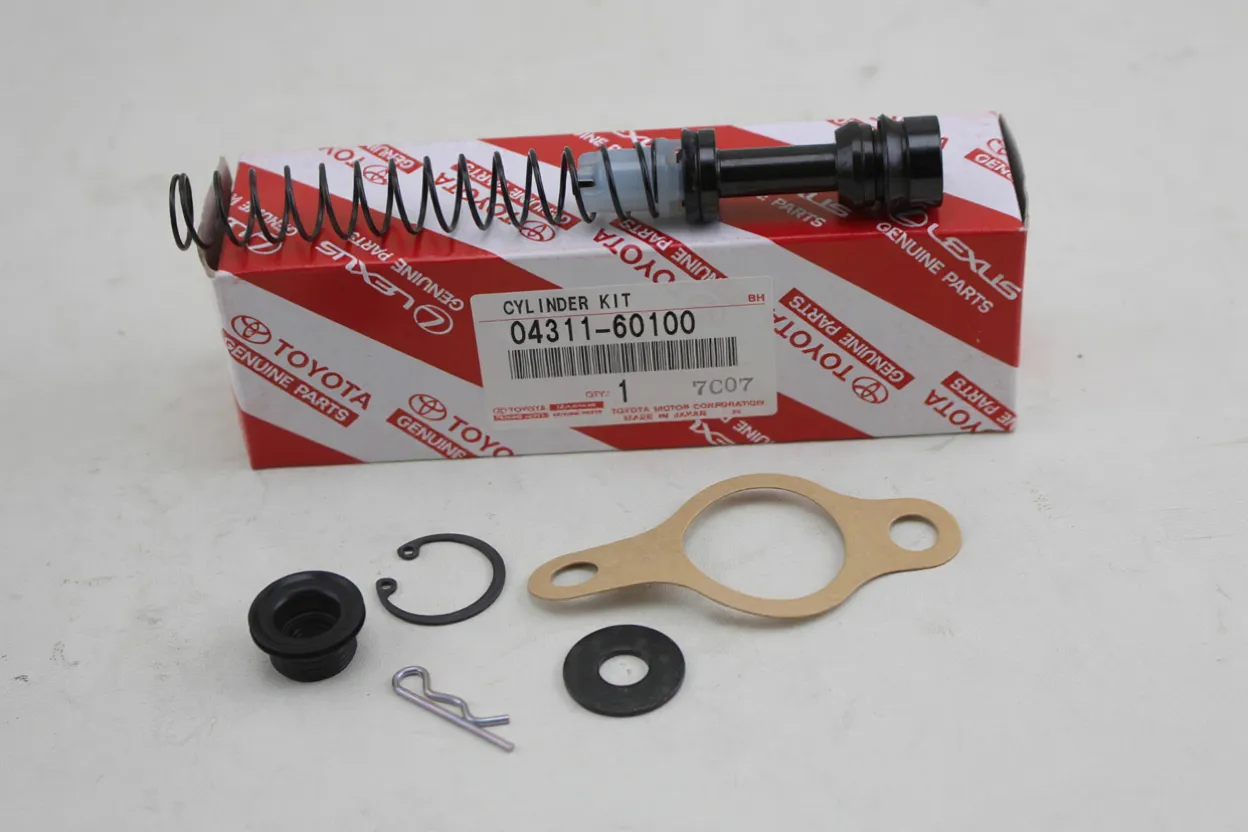 Toyota 0431160100 Cylinder kit, clutch