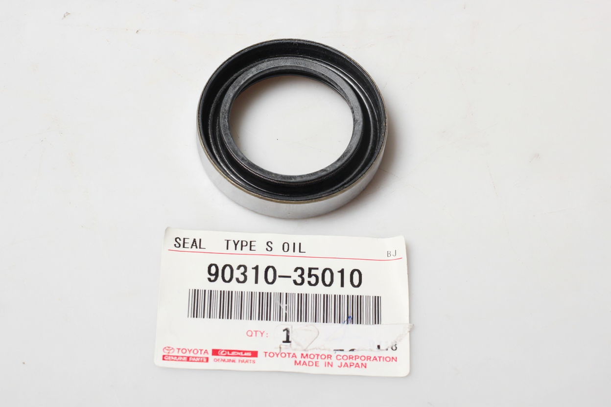 OIL SEAL, FRONT DRIVE SHAFT, RH/LH, Toyota 9031035010