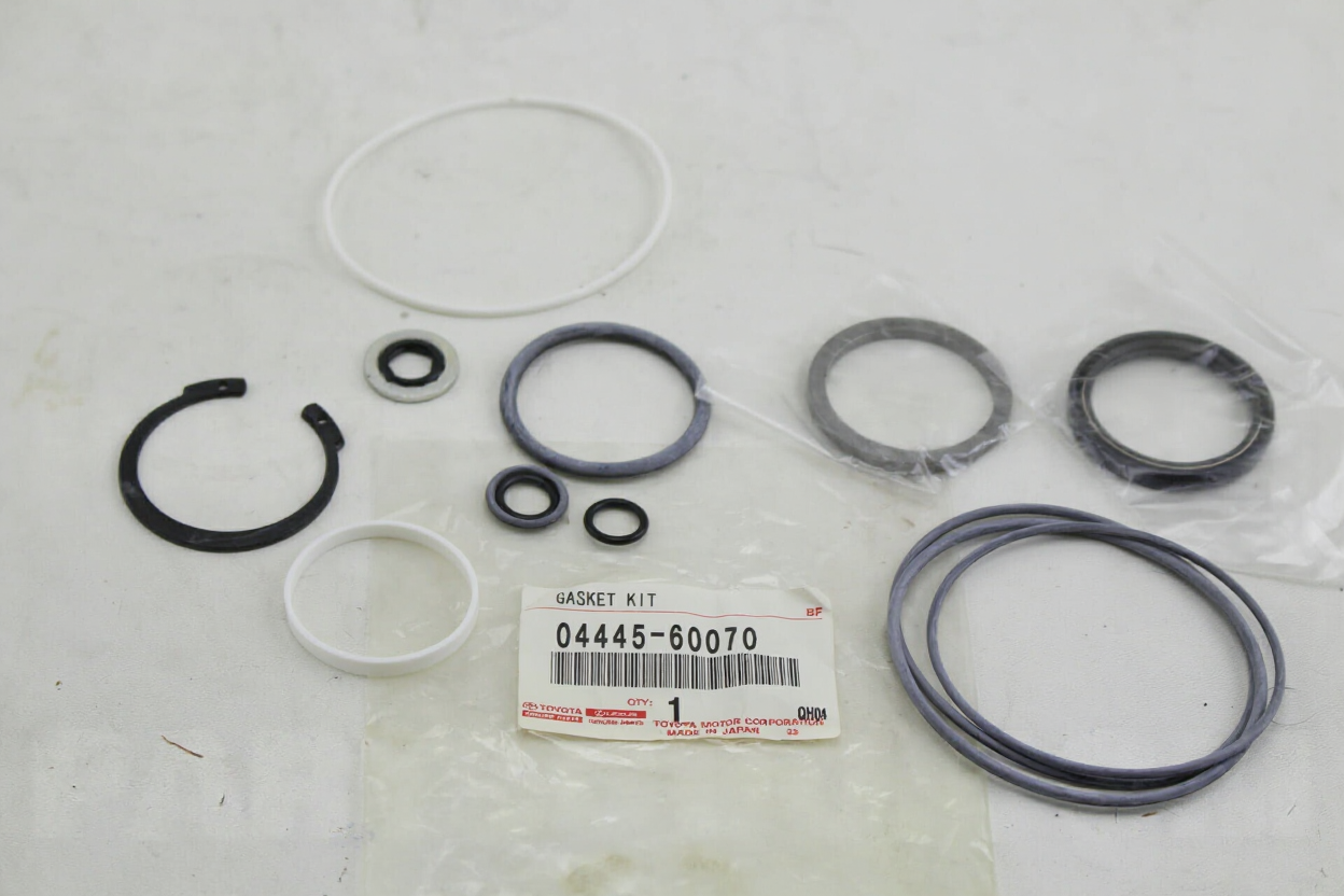 GASKET KIT, POWER STEERING GEAR(FOR RECIRCULATING BALL), Toyota 0444560070