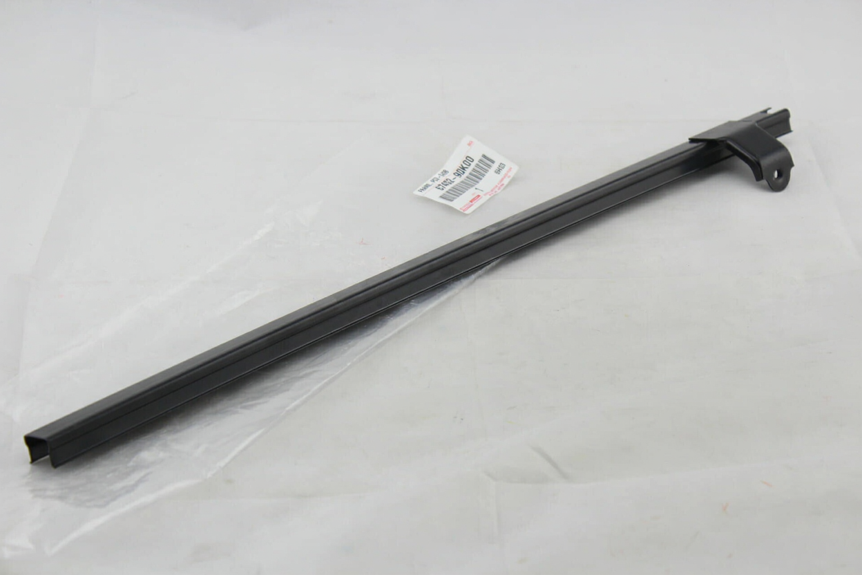 FRAME SUB-ASSY, FRONT DOOR, FRONT LOWER LH: 6740290K00