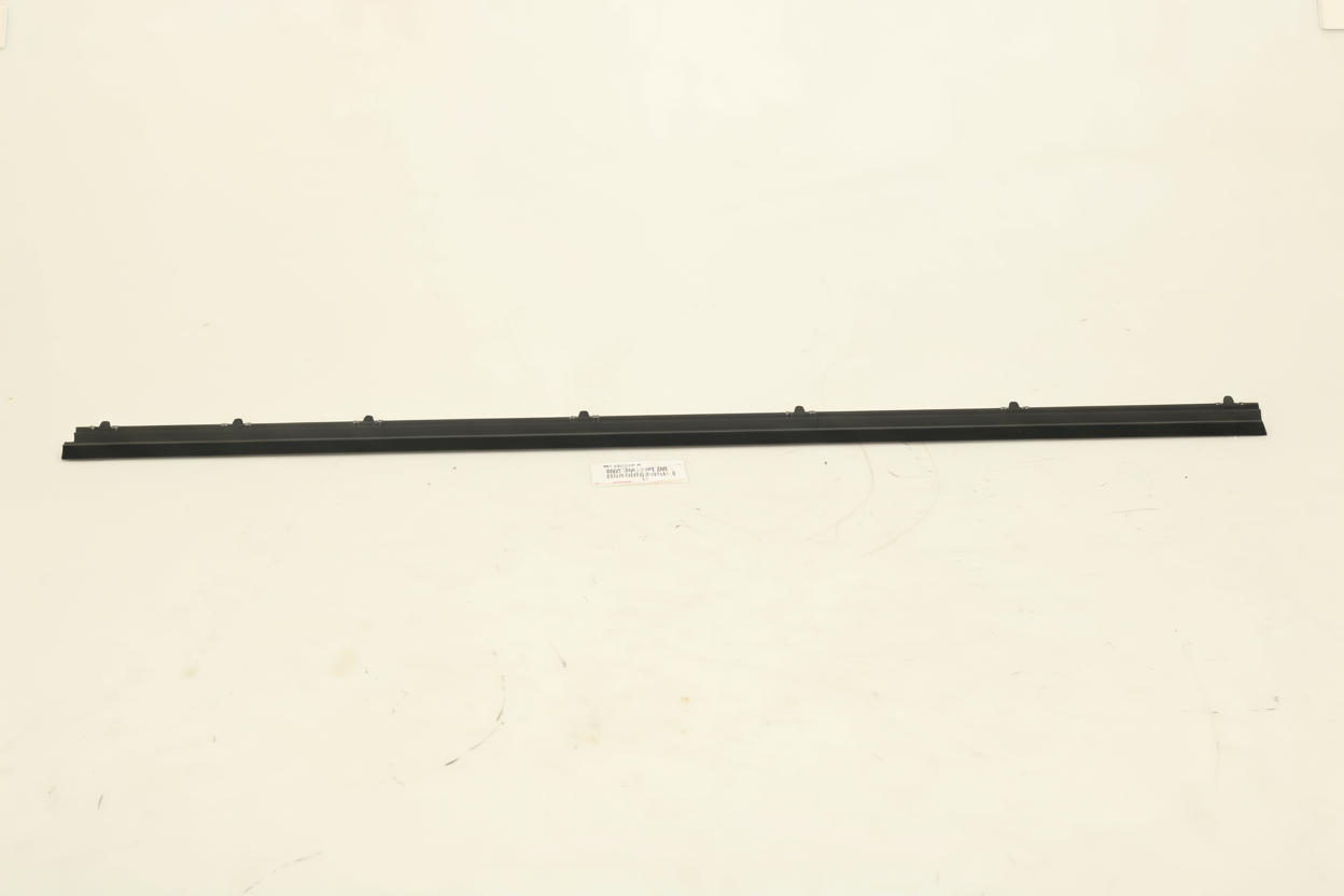 WEATHERSTRIP ASSY, FRONT DOOR GLASS, INNER : 6817090K00
