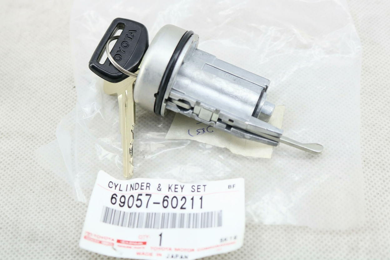 CYLINDER & KEY SET, IGNITION SWITCH LOCK : 6905760211