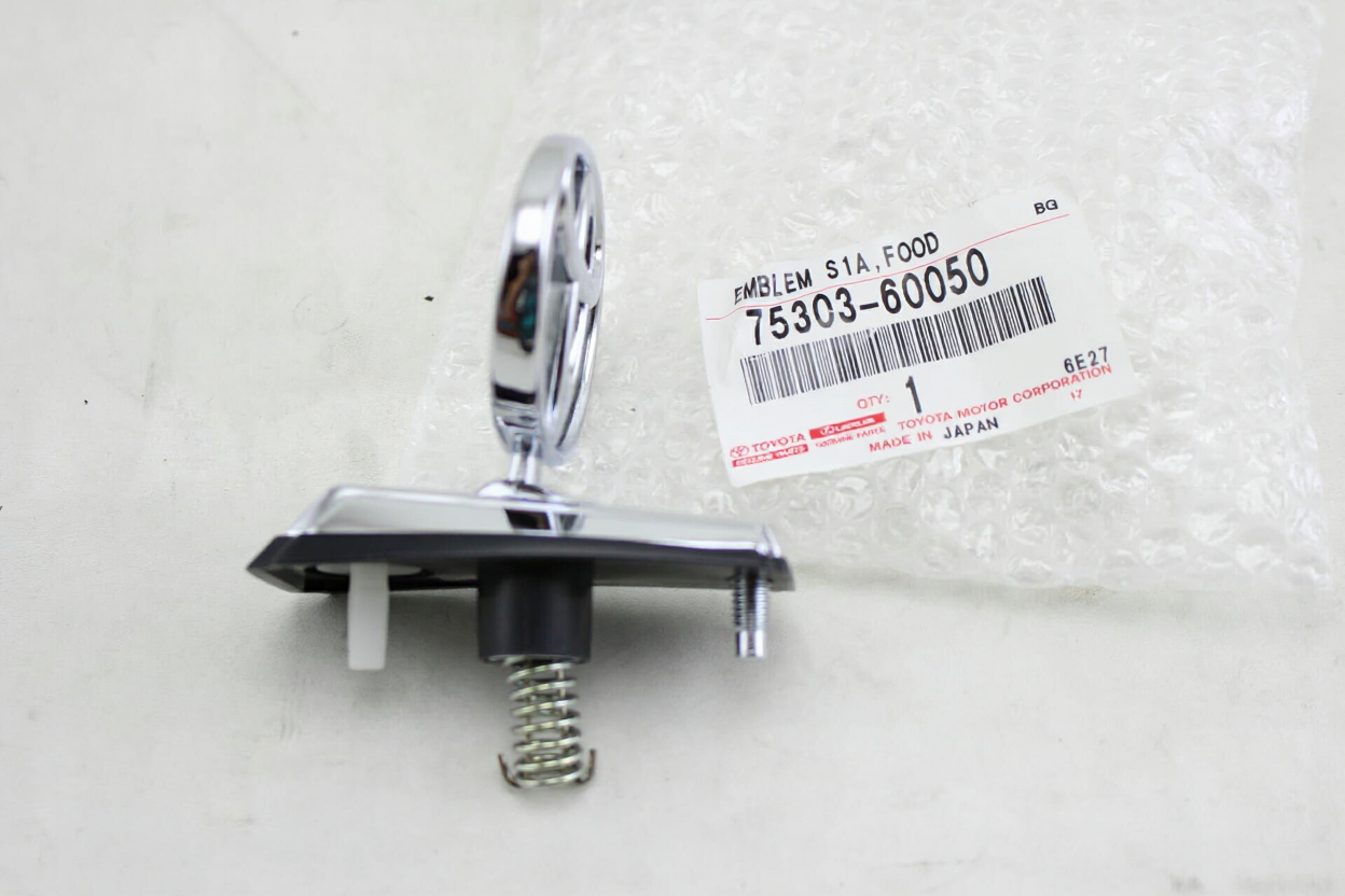 EMBLEM SUB-ASSY, HOOD : 7530360050