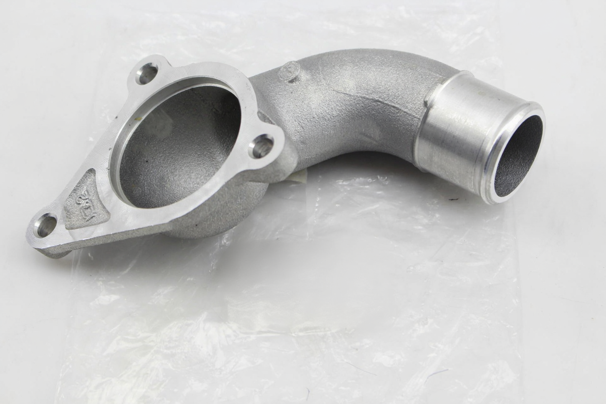 Toyota 1632166011 Inlet water