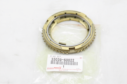 Toyota 3303960022 Ring set, synchronizer