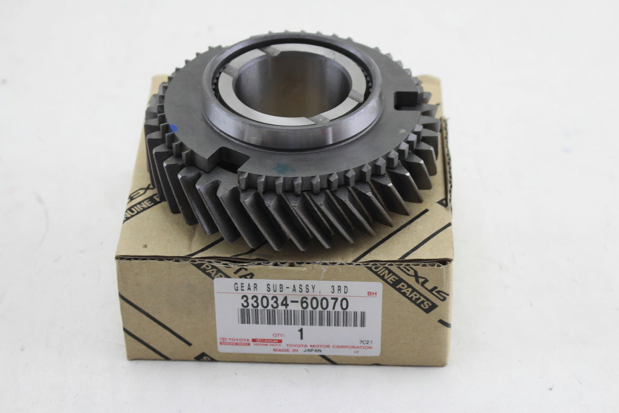Toyota 3303460070, Gear sub-assy, 3rd