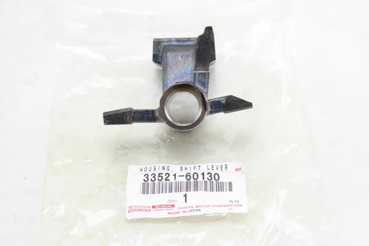 HOUSING, SHIFT LEVER, Toyota 3352160130