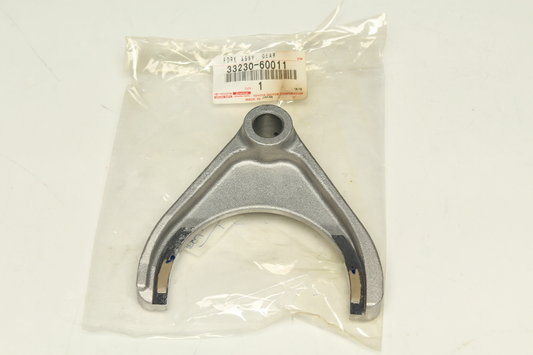FORK, GEAR SHIFT, NO.3, Toyota 3323060011