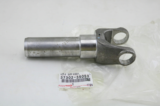YOKE SUB-ASSY, FR PROPELLER SHAFT UNIVERSAL J0INT SLEEVE, Toyota 37302350500