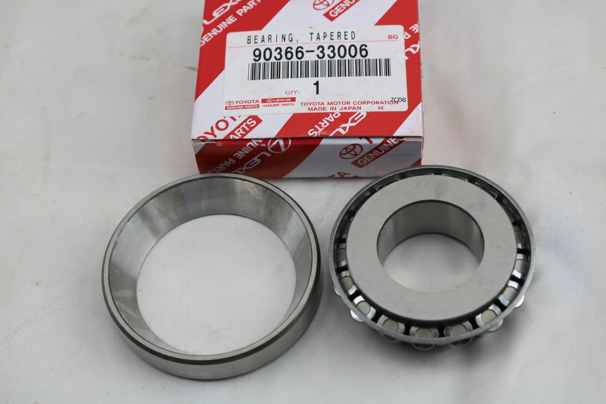 BEARING, TAPERED ROLLER (FOR REAR DRIVE PINION FRONT), Toyota 9036633006