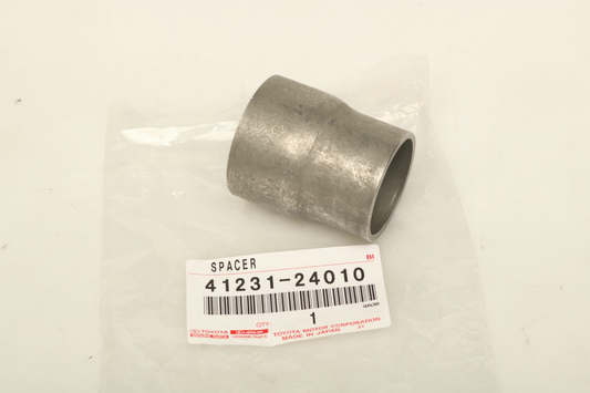 SPACER, FRONT DIFFERENTIAL DRIVE PINION BEARING, Toyota 4123124010
