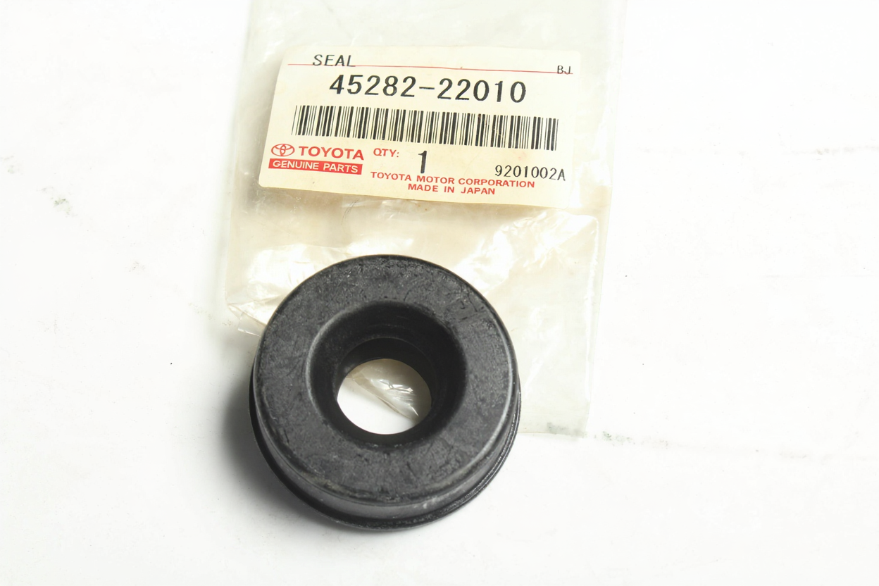 SEAL, MAIN SHAFT UPPER DUST, Toyota 4528222010