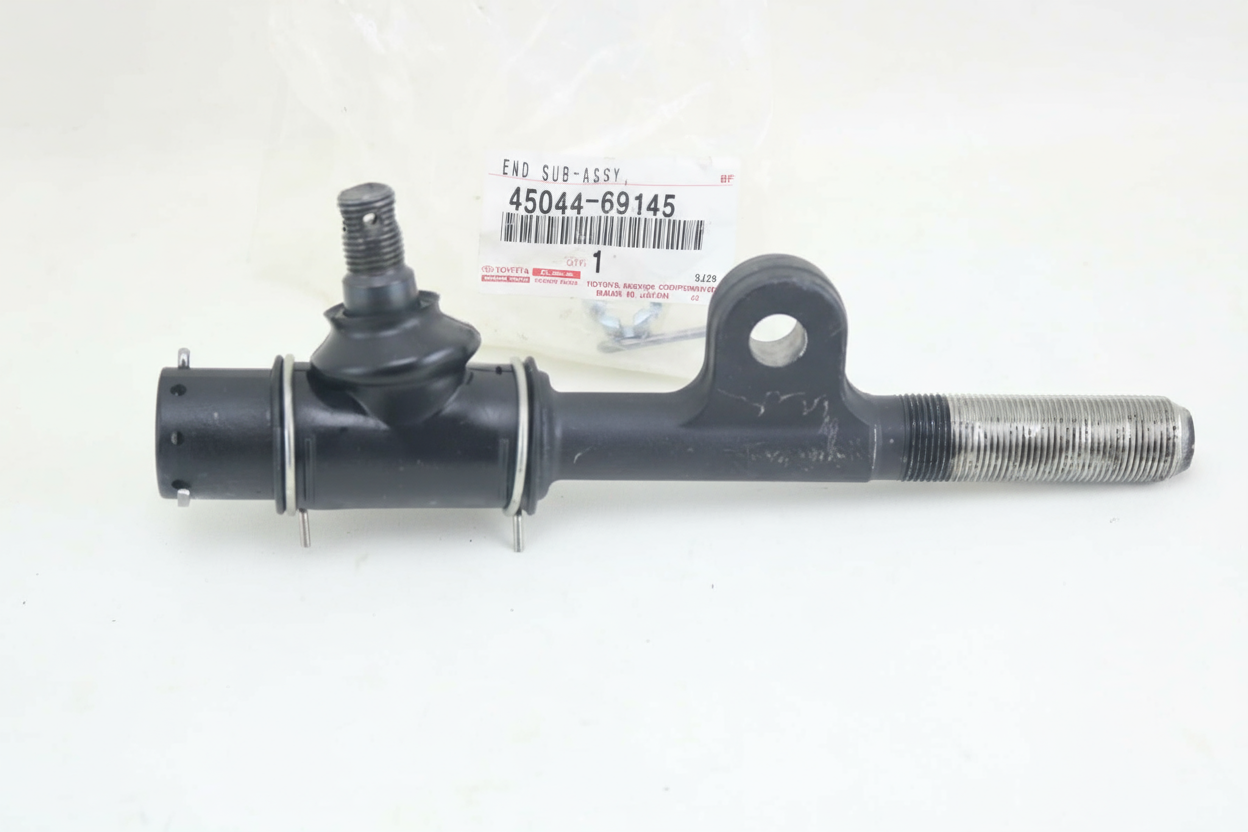 END SUB-ASSY, STEERING RELAY ROD, RH, Toyota 4504469145
