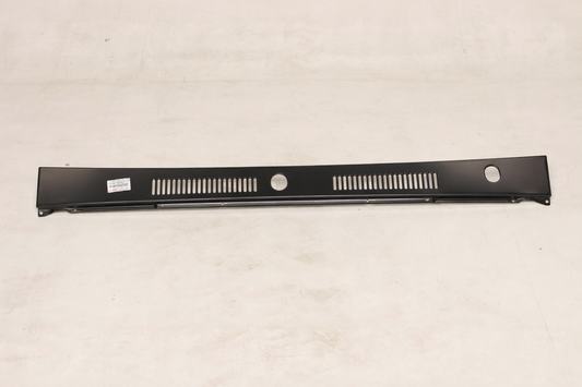 LOUVER, COWL TOP VENTILATOR : 5578160061