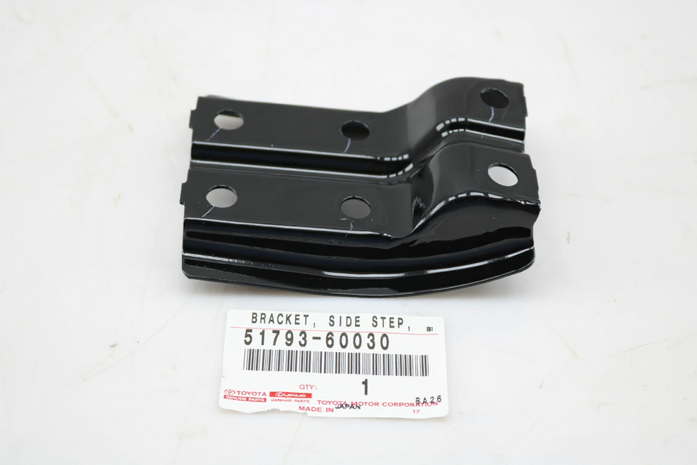 BRACKET, SIDE STEP, NO.1, RH/LH : 5179360030