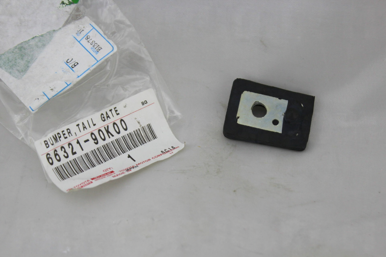 BUMPER, GATE RUBBER: 6632190K00