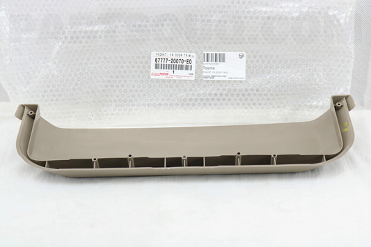 POCKET, FRONT DOOR TRIM, RH/LH: 6777720070E0