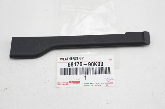 WEATHERSTRIP, DOOR VENT WINDOW GLASS, LH : 6817690K00