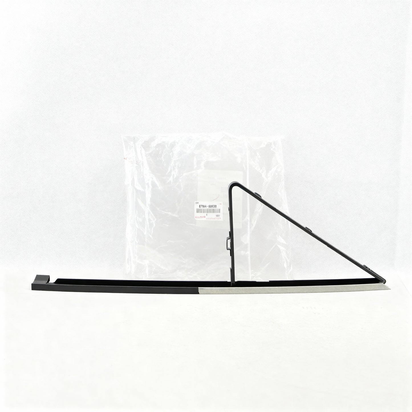 BAR ASSY, FRONT DOOR WINDOW DIVISION, LH : 6750490K00