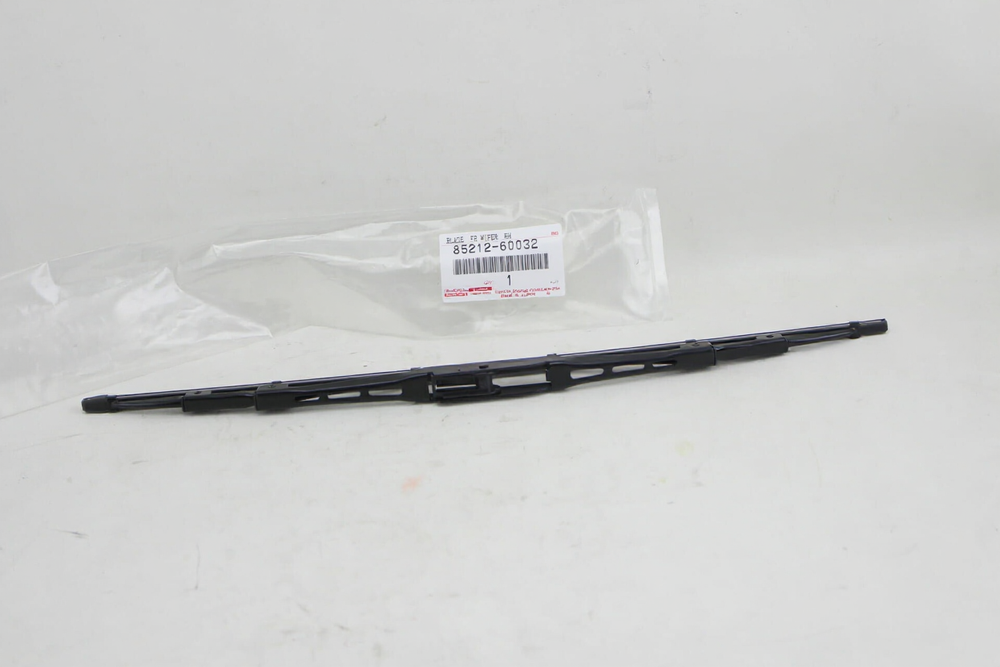 BLADE ASSY, WINDSHIELD WIPER , Part number: 8522260062