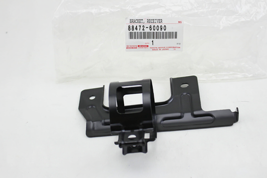 BRACKET, RECEIVER TANK, NO.1 , Part number: 8847260090