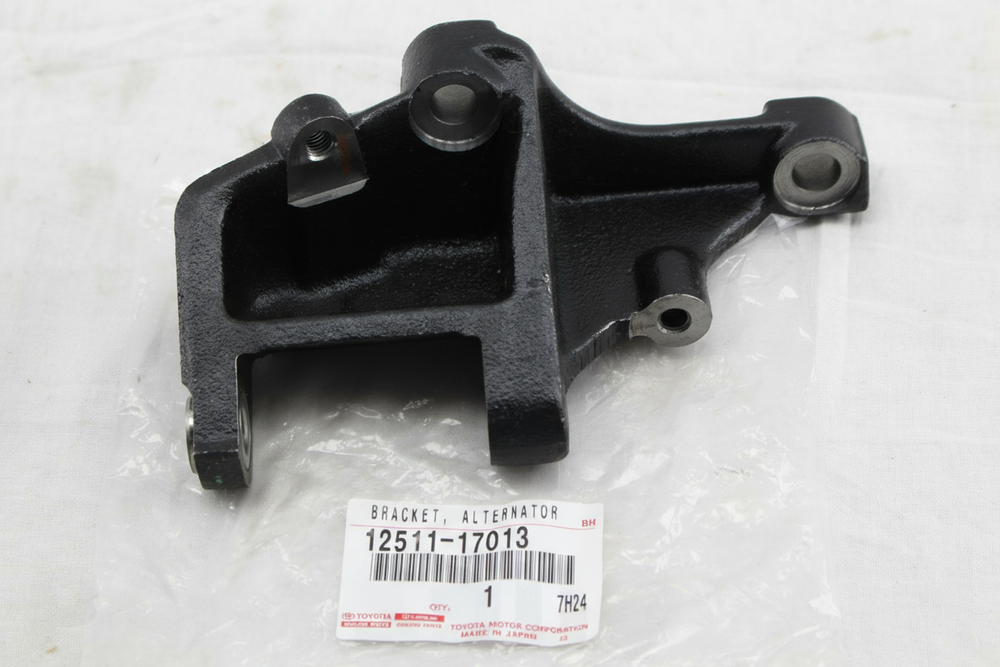 BRACKET, ALTERNATOR, NO.1: 1251117013