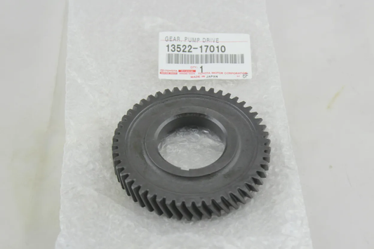 GEAR, PUMP DRIVE SHAFT : 1352217010