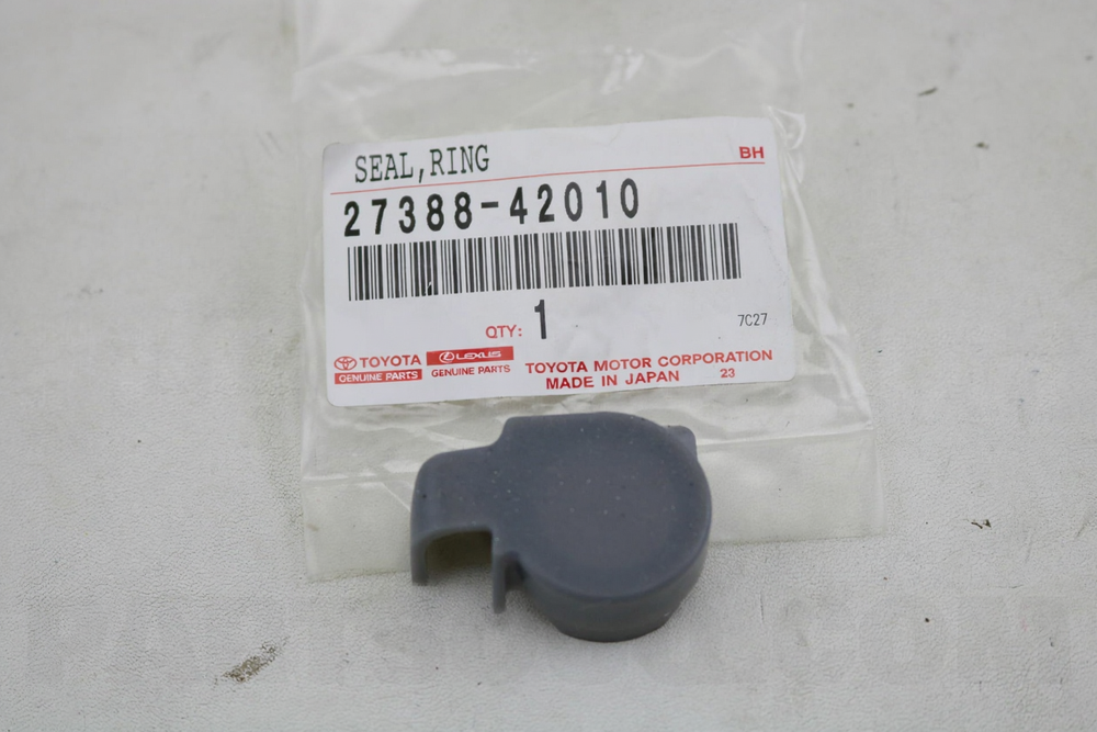 COVER, ALTERNATOR BRUSH : 2738842010