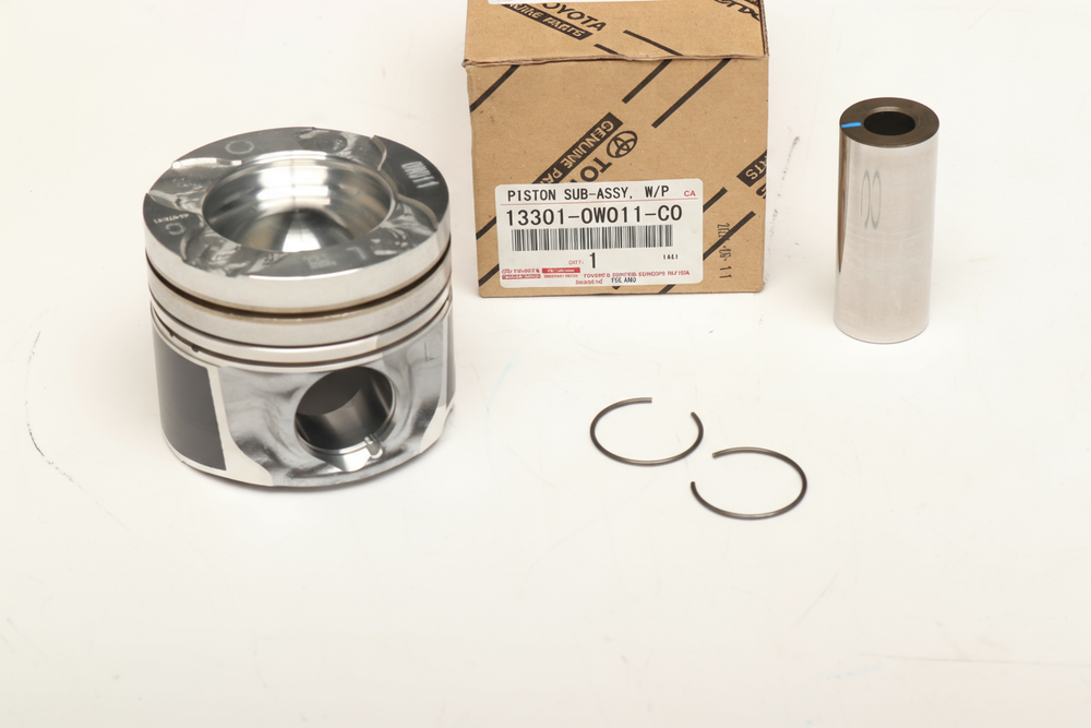 PISTON SUB-ASSY, W/PIN, LH : 133010W011C0