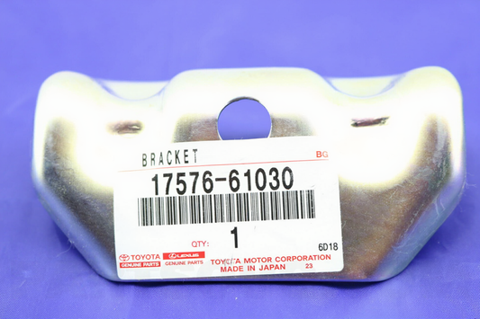 BRACKET, EXHAUST PIPE CENTER, REAR: 1757661030
