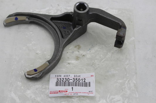 FORK, GEAR SHIFT, NO.3 : 3323035012