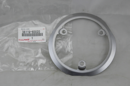 RECEIVER, TRANSFER OIL (FOR TRANSFER IDLER GEAR) : 3611960020